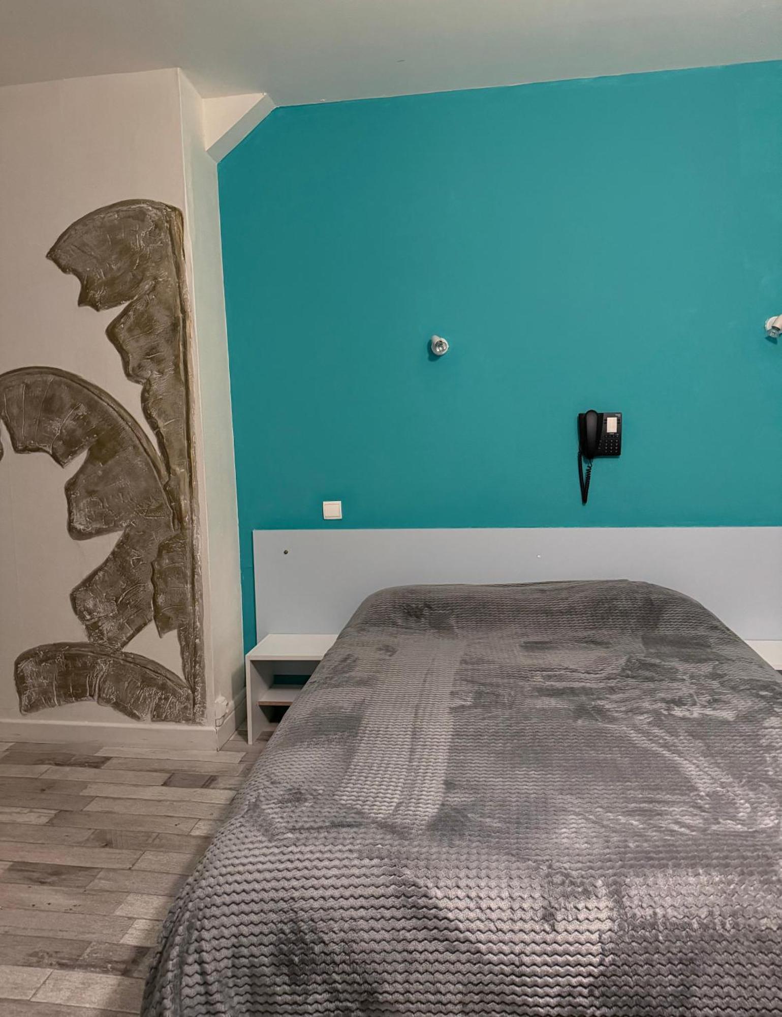 Le Relais De La Route Bleue Hotel Saint-Loup  ภายนอก รูปภาพ